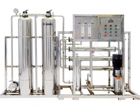 1T單級反滲透設(shè)備（不銹鋼管道）